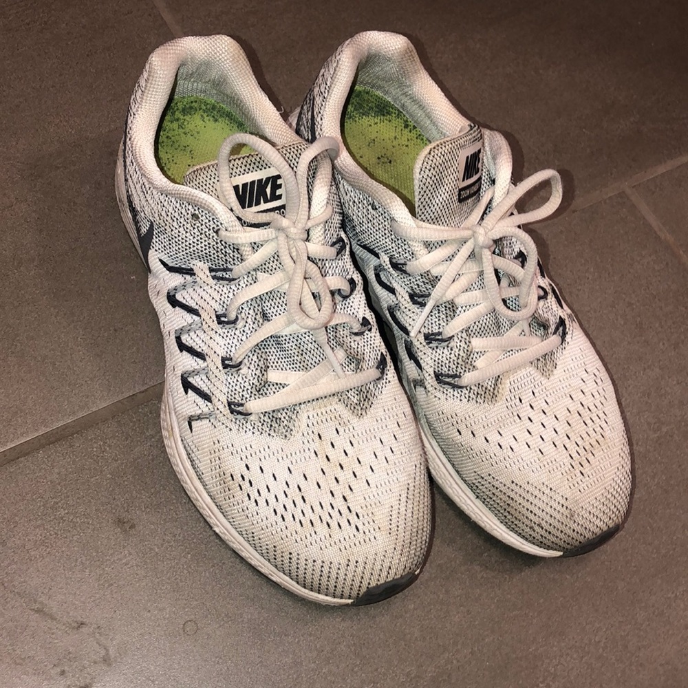 Nike tennis shoes